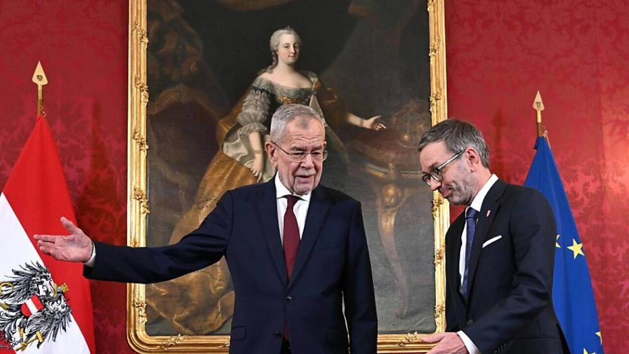 Van der Bellen und Kickl vor Gespräch in der Hofburg Van der Bellen und Kickl vor Gespräch in der Hofburg