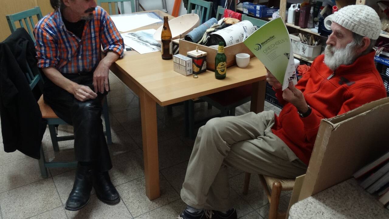 Die beiden Gründungsmitglieder Bernhard Fritzl (rechts) und Robert Bernhofer beim Gedankenaustausch.  Die beiden Gründungsmitglieder Bernhard Fritzl (rechts) und Robert Bernhofer beim Gedankenaustausch.