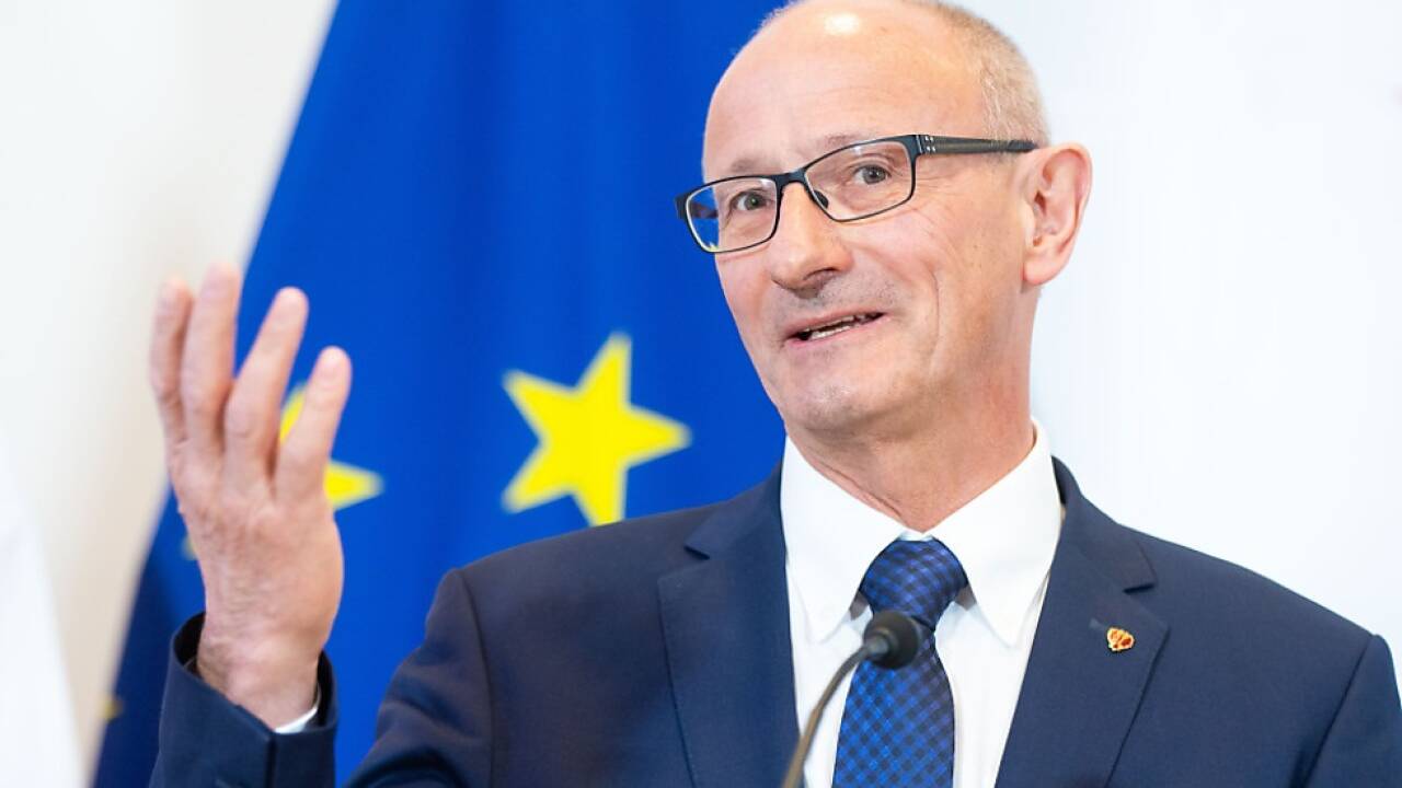 Tirols Landeshauptmann will mehr Verkehr auf die Schiene bringen 