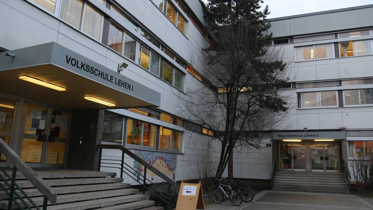 Die Volksschulen Lehen I und II – Projekt verzögert sich.  Die Volksschulen Lehen I und II – Projekt verzögert sich.