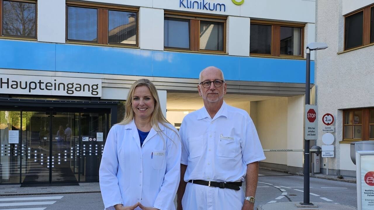 Primar Marc Keglevics, Leiter der Abteilung Psychiatrie und Psychotherapie im Klinikum Schwarzach und Psychotherapeutin Maria Trigler, Leiterin des Psychologischen Dienstes.   Primar Marc Keglevics, Leiter der Abteilung Psychiatrie und Psychotherapie im Klinikum Schwarzach und Psychotherapeutin Maria Trigler, Leiterin des Psychologischen Dienstes.