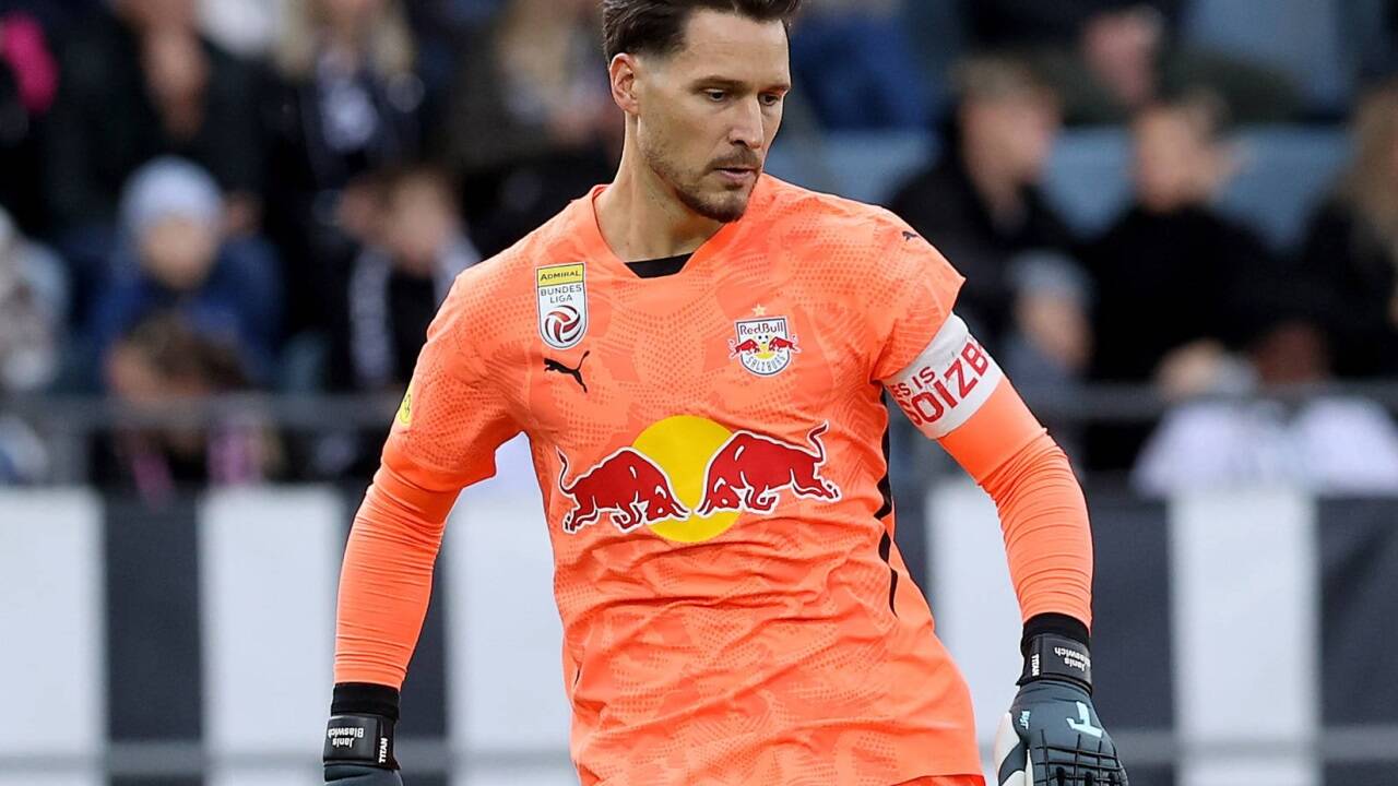 Salzburg-Kapitän Janis Blaswich wollte nichts sagen. 