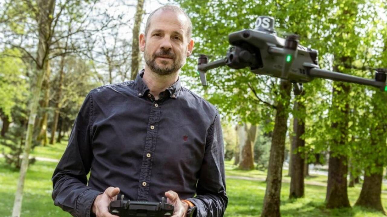 Oliver Bimber und sein Team arbeiten seit Jahren an der Weiterentwicklung ihres Systems 