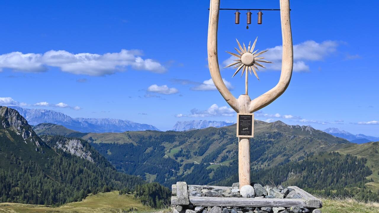 Seit September thront die große Stimmgabel auf der Filzmooshöhe in Großarl.  