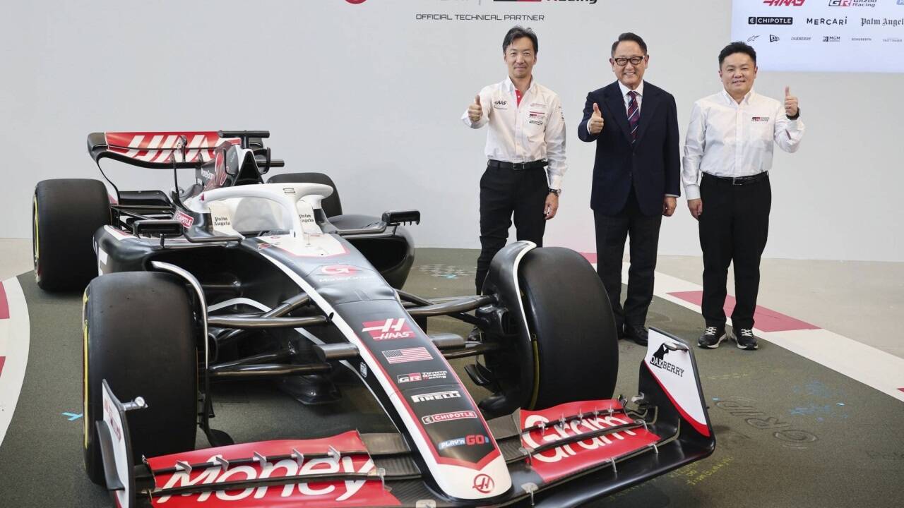 Haas und Toyota arbeiten zusammen.  Haas und Toyota arbeiten zusammen.