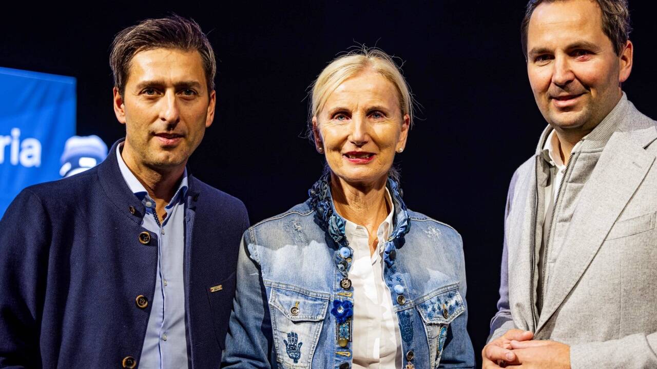 Hochrangiger ÖSV-Besuch im Salzburger Europark (v.l.): Sportdirektor Mario Stecher, Präsidentin Roswitha Stadlober und Geschäftsführer Christian Scherer.  Hochrangiger ÖSV-Besuch im Salzburger Europark (v.l.): Sportdirektor Mario Stecher, Präsidentin Roswitha Stadlober und Geschäftsführer Christian Scherer.
