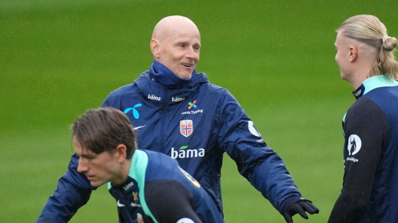 Solbakken im Training mit seinem Topstar Erling Haaland 