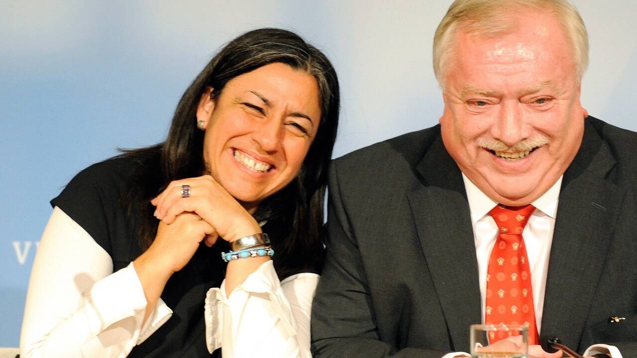 Zehn Jahre hielt Rot-Grün inWien. Ein Bild aus dem Jahr 2010: Der damalige Bürgermeister<br />Michael Häupl und seine Vize Maria Vassilakou.  Zehn Jahre hielt Rot-Grün inWien. Ein Bild aus dem Jahr 2010: Der damalige Bürgermeister<br />Michael Häupl und seine Vize Maria Vassilakou.