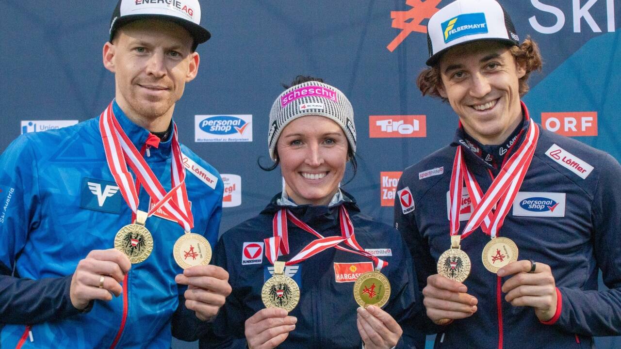 Thomas Rettengger (r.) siegte bei den Kombinierern auf der Großschanze. Jacqueline Seifriedsberger und MIchael Hayböck holten Gold im Spezial-Sprunglauf.   Thomas Rettengger (r.) siegte bei den Kombinierern auf der Großschanze. Jacqueline Seifriedsberger und MIchael Hayböck holten Gold im Spezial-Sprunglauf.