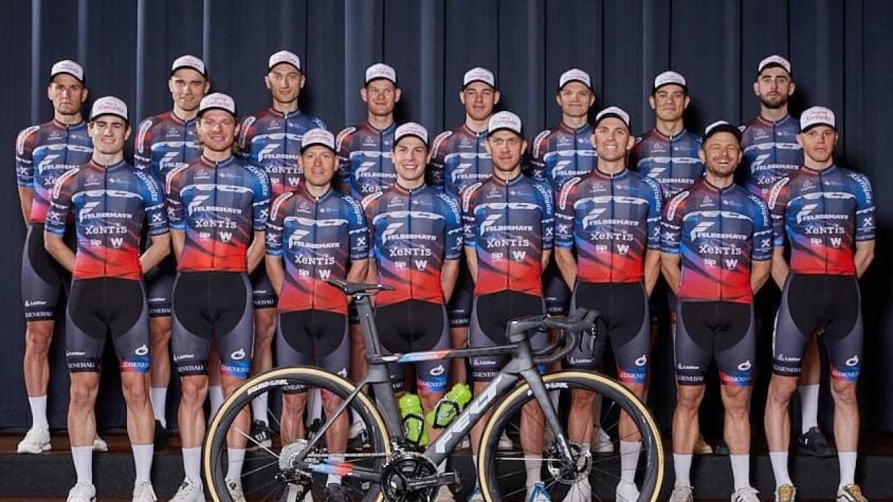 Ein Bild aus besseren Tagen: Team Felt-Felbermayr Wels.  Ein Bild aus besseren Tagen: Team Felt-Felbermayr Wels.