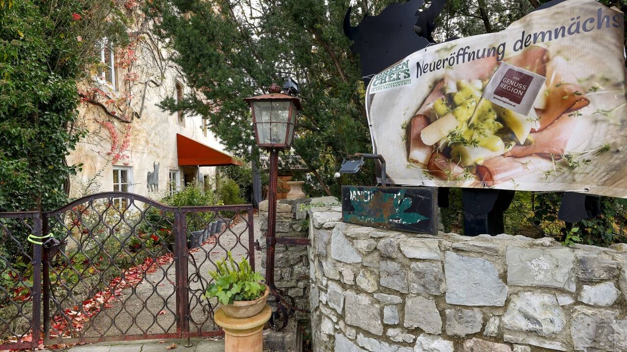 Geöffnet sein wird das Restaurant Stefan’s im Schlossbauer abends. Möglicherweise wird sonn- und feiertags auch mittags gekocht und serviert, doch das ist noch nicht fix.  