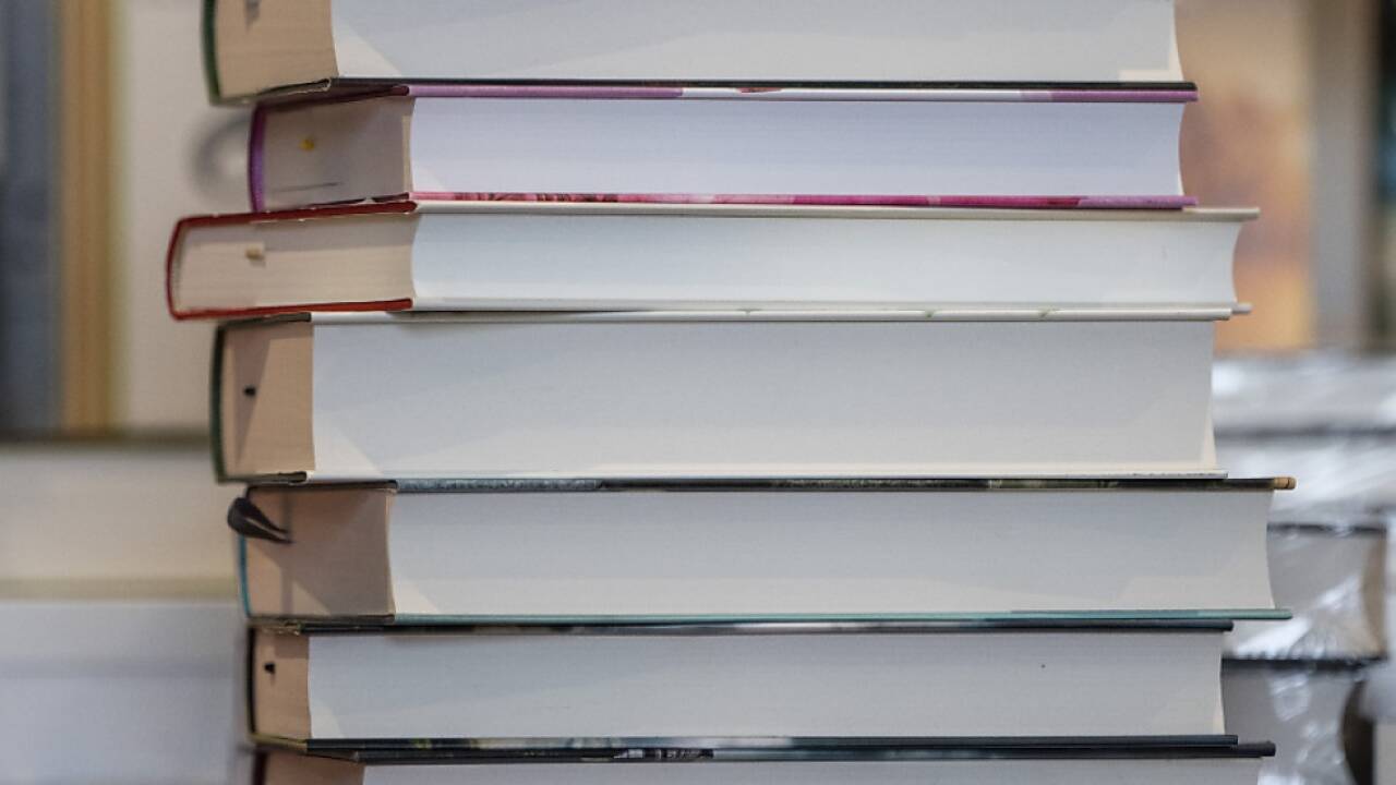 Die Bücherstapel werden nicht kleiner, gelesen wird weniger 