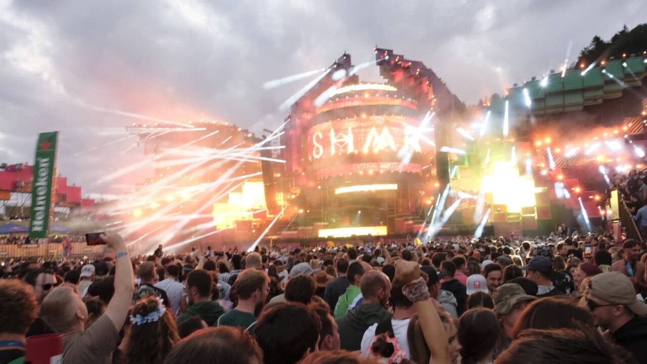 Das Electric Love Festival am Salzburgring zieht jährlich rund 180.000 Besucherinnen und Besucher an. 