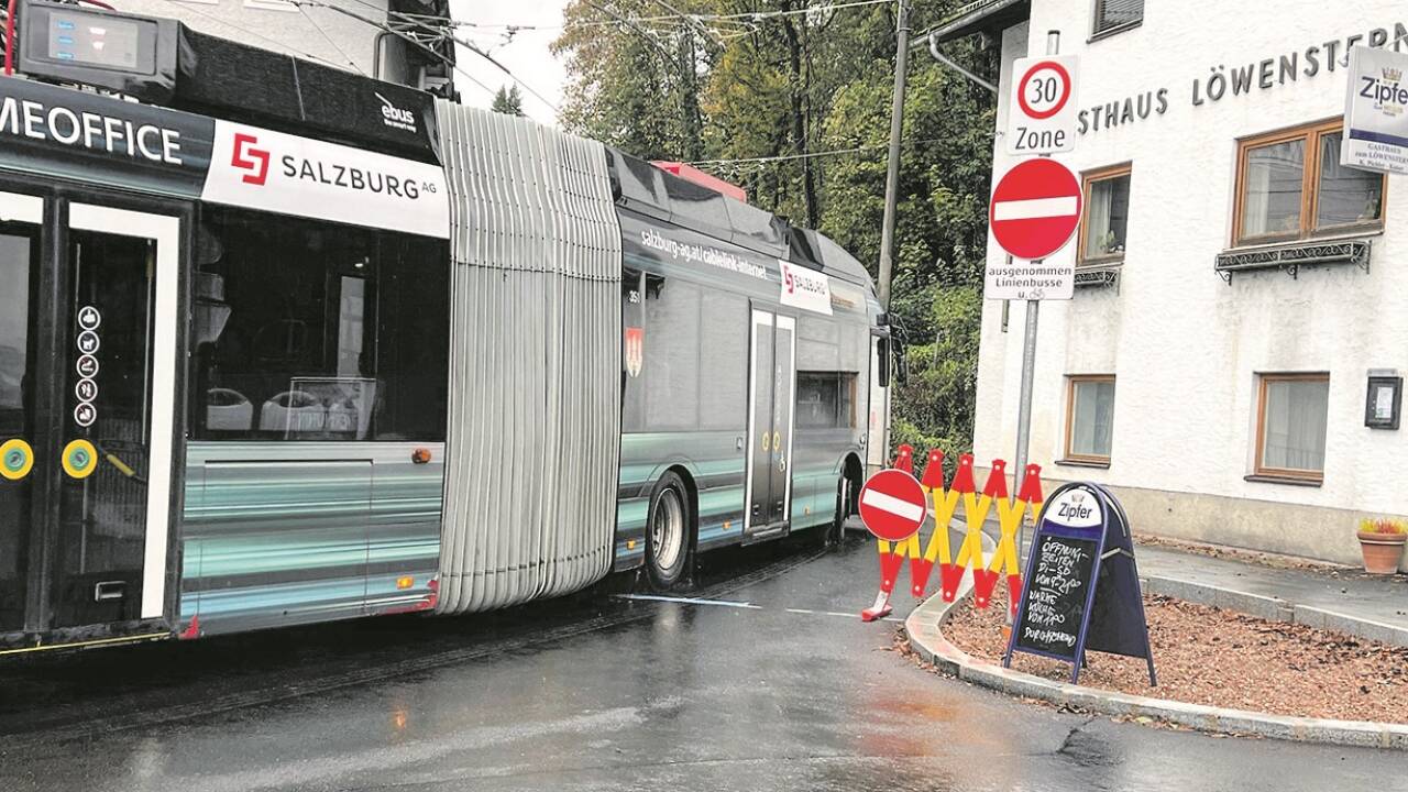 Nur noch Busse und Radfahrer dürfen stadtauswärts durch die Eichstraße fahren.  