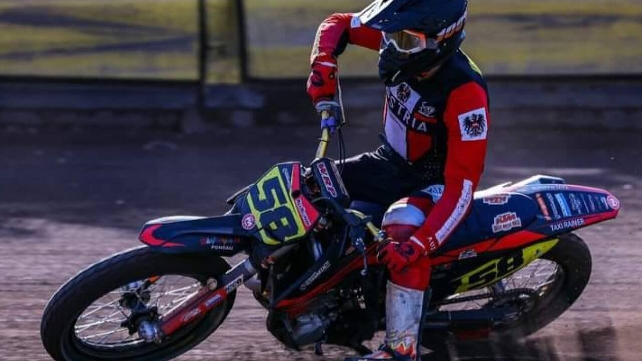 Flat Track – im Bild der Schwarzacher Max Hellmann – wird immer beliebter. In St. Johann will man aber auch weiterhin den Speedway-Sport hochhalten.  
