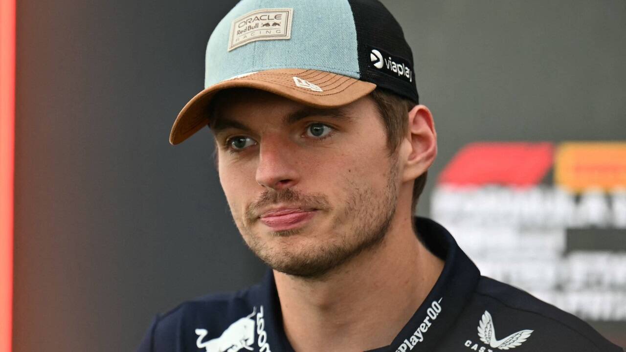 Formel-1-Weltmeister Max Verstappen sieht den Umbau des Autos gelassen. Formel-1-Weltmeister Max Verstappen sieht den Umbau des Autos gelassen.