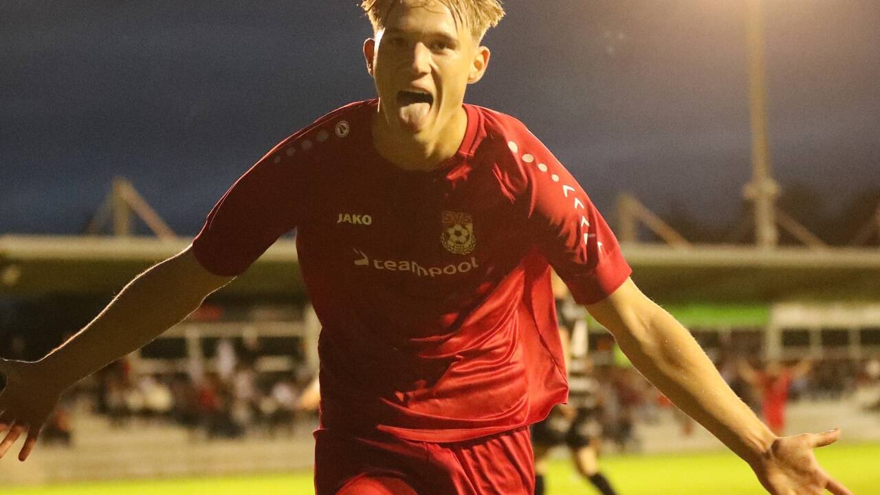 Seekirchens Angreifer Ben Leitenstorfer hält bereits bei zwölf Saisontoren in der Salzburger Liga.  