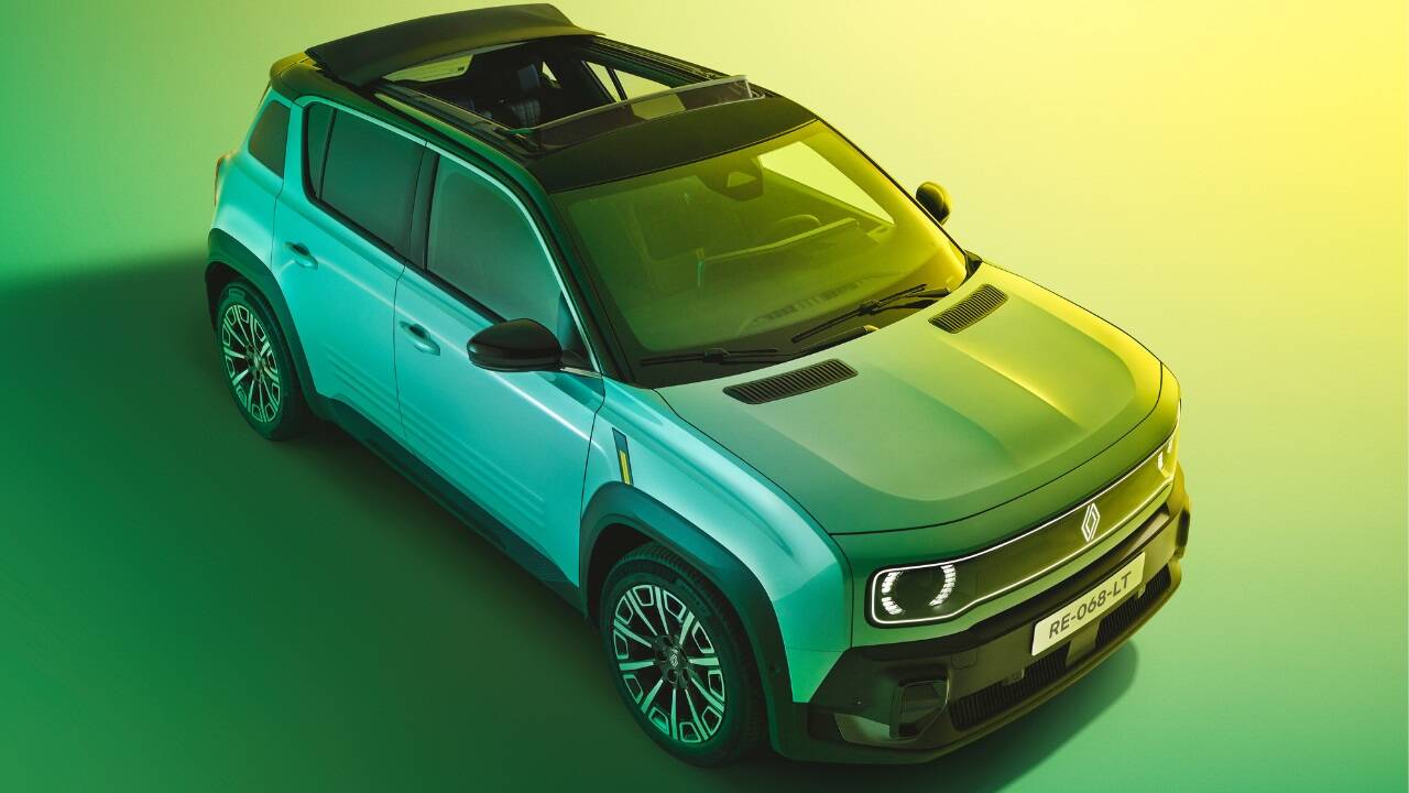 Zukunft trifft auf Vergangenheit: Der neue Renault 4 (links) sowie der zukünftige Clio (rechts oben). Dazu eine E-Limousine von Alpine. 