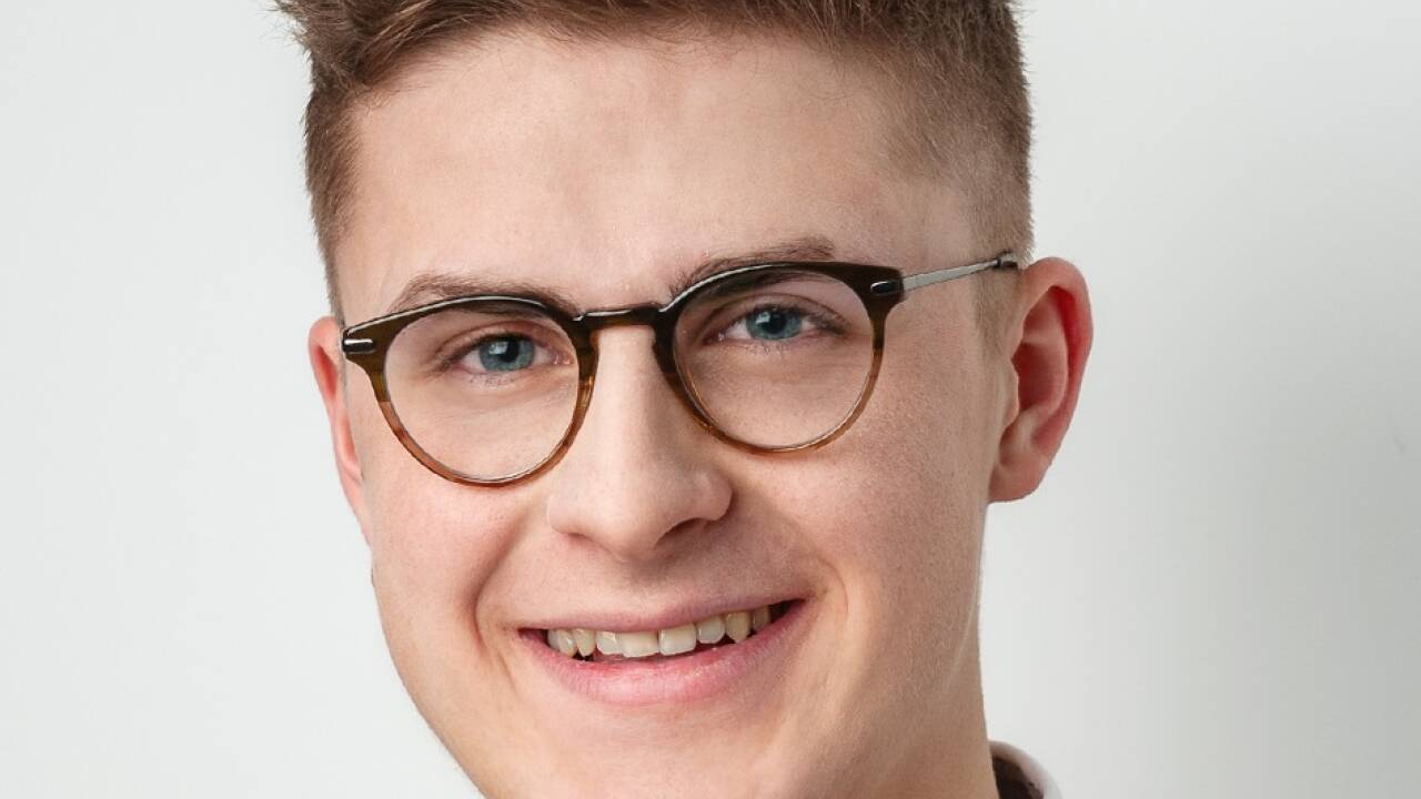Julian Aechtner kehrte hingegen dem Bachelorstudiengang Umweltingenieurwesen den Rücken und ist nun glücklich mit derAusbildung zum Industriekaufmann. 