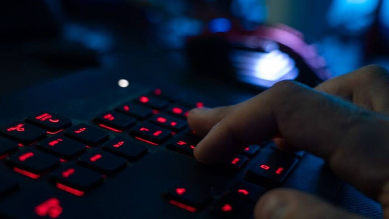 Von digitaler Gewalt Betroffene erhalten oft zu wenig Hilfe 