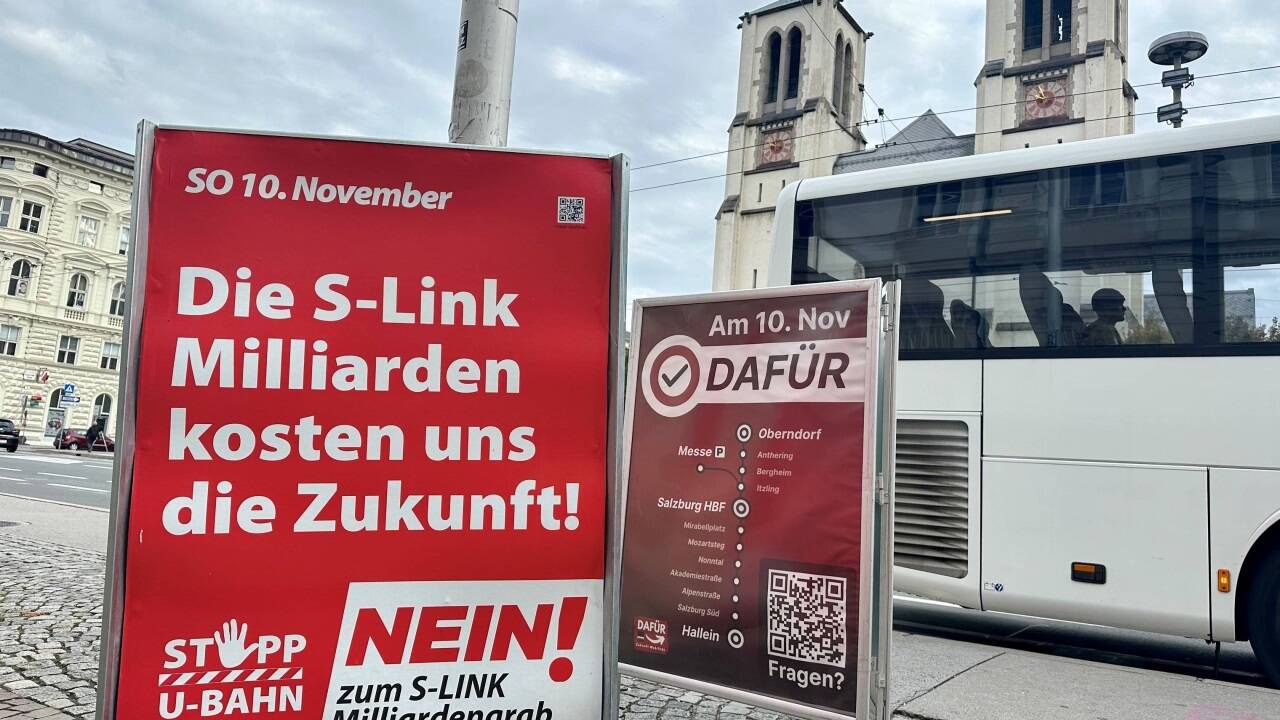 Befürworter und Gegner des S-Link-Projekts machen Stimmung in der Stadt Salzburg.   Befürworter und Gegner des S-Link-Projekts machen Stimmung in der Stadt Salzburg.