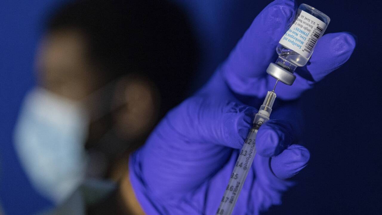 Impfung gegen Mpox.  