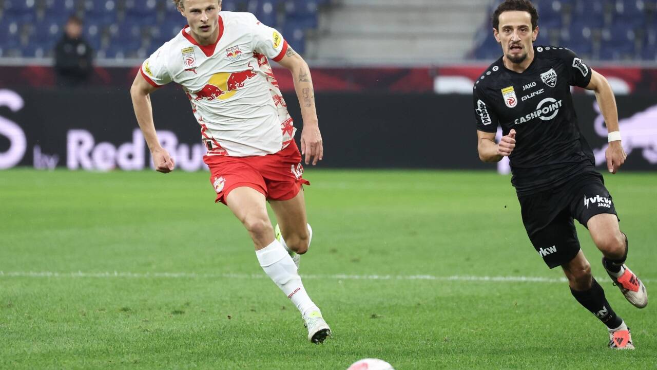 Maurits Kjærgaard (l.) prägt das Offensivspiel. 