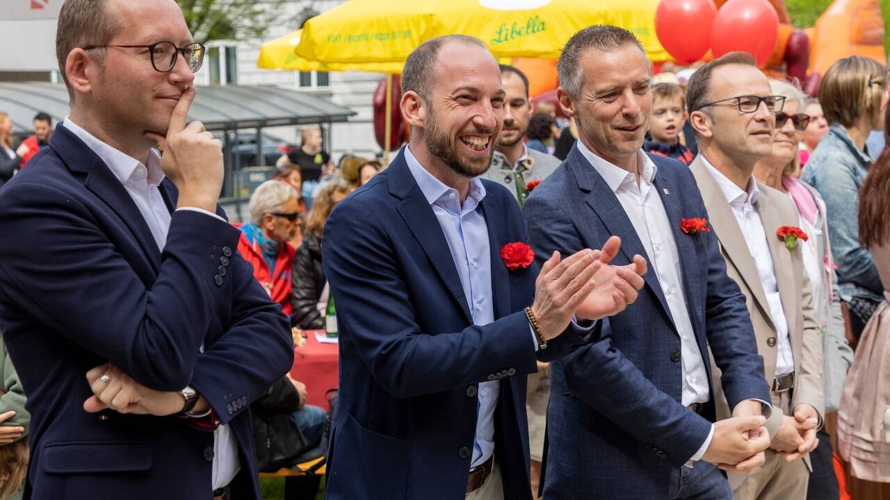 SPÖ-Granden am 1. Mai: Bürgermeister Georg Djundja (Oberndorf), SPÖ-Chef David Egger, AK-Präsident Peter Eder und Bürgermeister Bernhard Auinger. SPÖ-Granden am 1. Mai: Bürgermeister Georg Djundja (Oberndorf), SPÖ-Chef David Egger, AK-Präsident Peter Eder und Bürgermeister Bernhard Auinger.