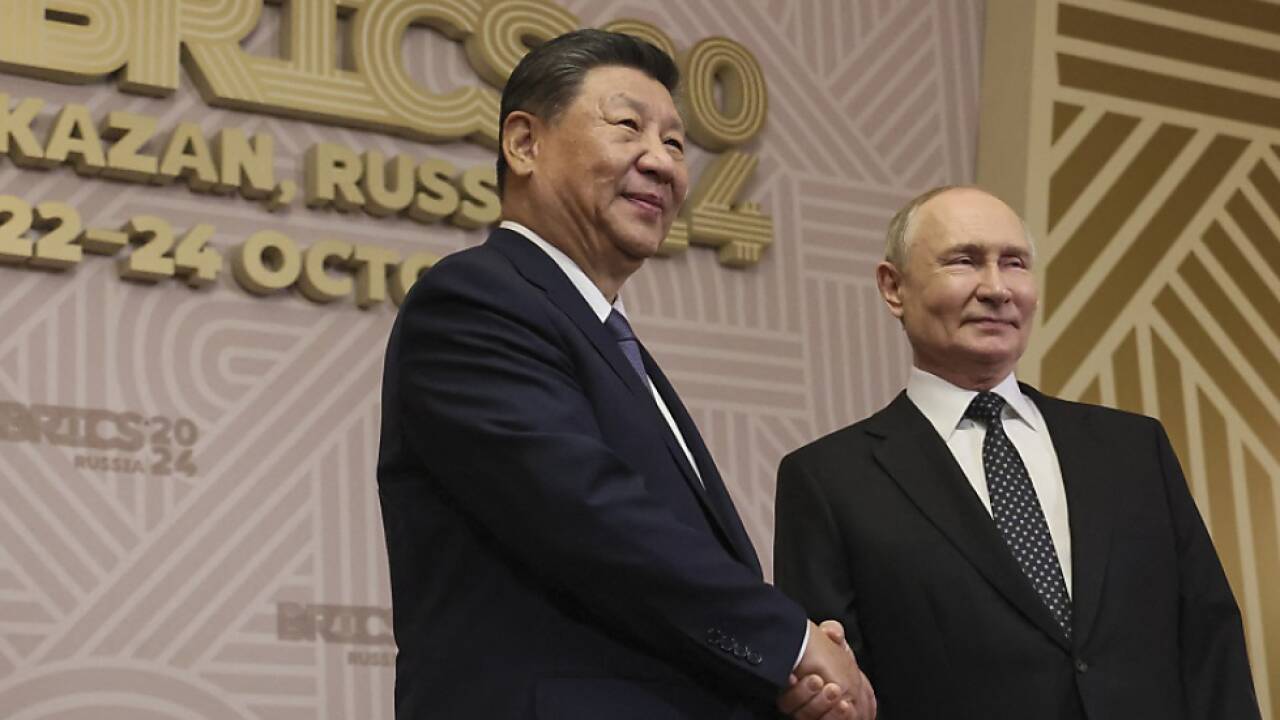 Chinesischer Präsident Xi demonstriert Verbundenheit mit Putin 