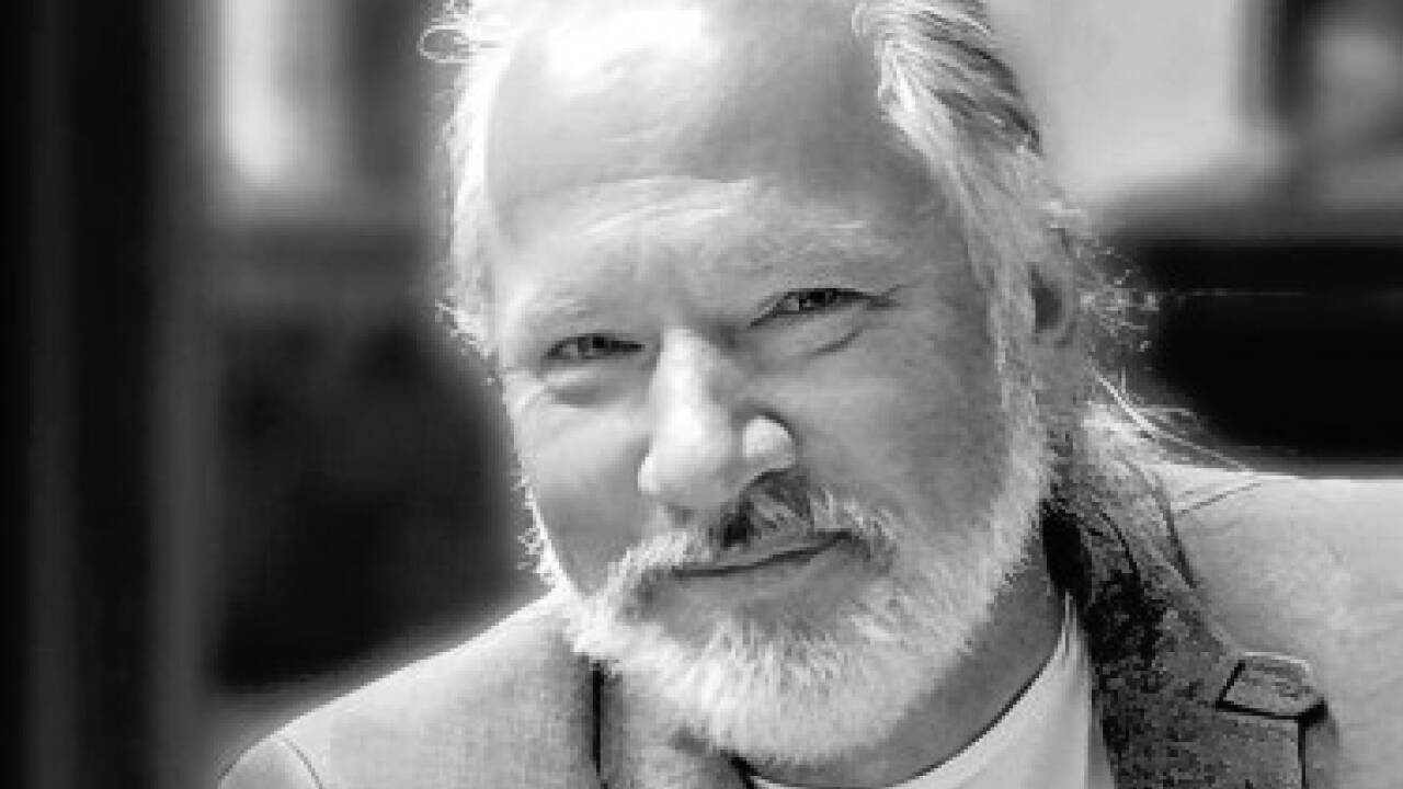 Schriftsteller Christoph Janacs: „Text und Melodie und Autoren bzw. Komponisten müssen untadelig sein.“  