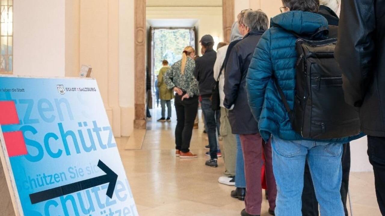 Großer Andrang am Donnerstagvormittag zur Impfaktion im Schloss Mirabell.  