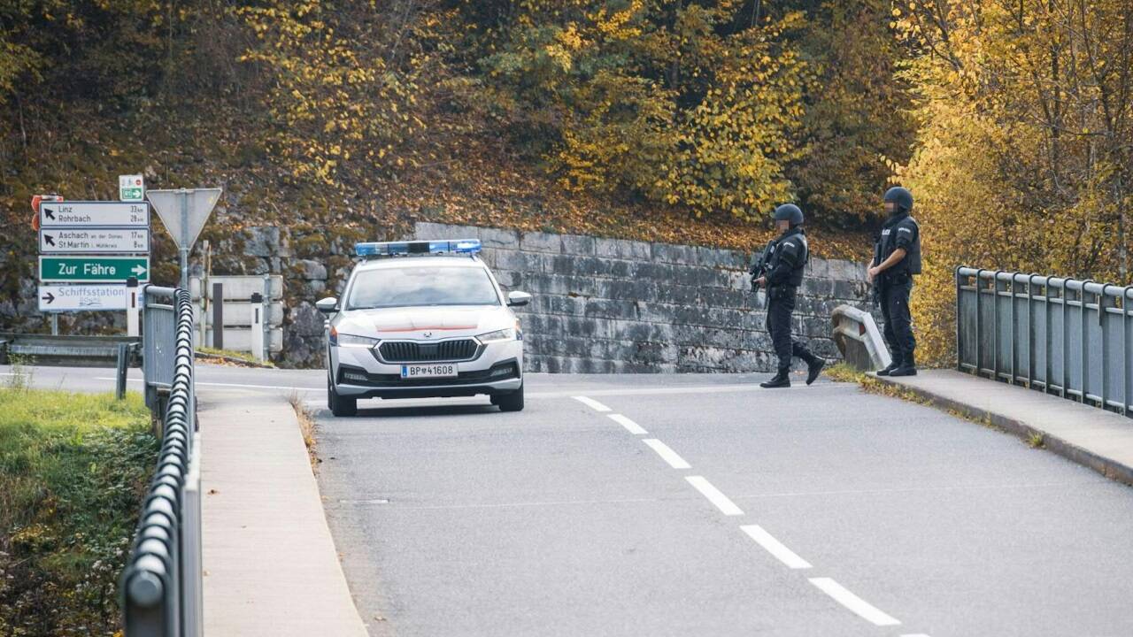 Hunderte Polizisten sind im Einsatz. 
