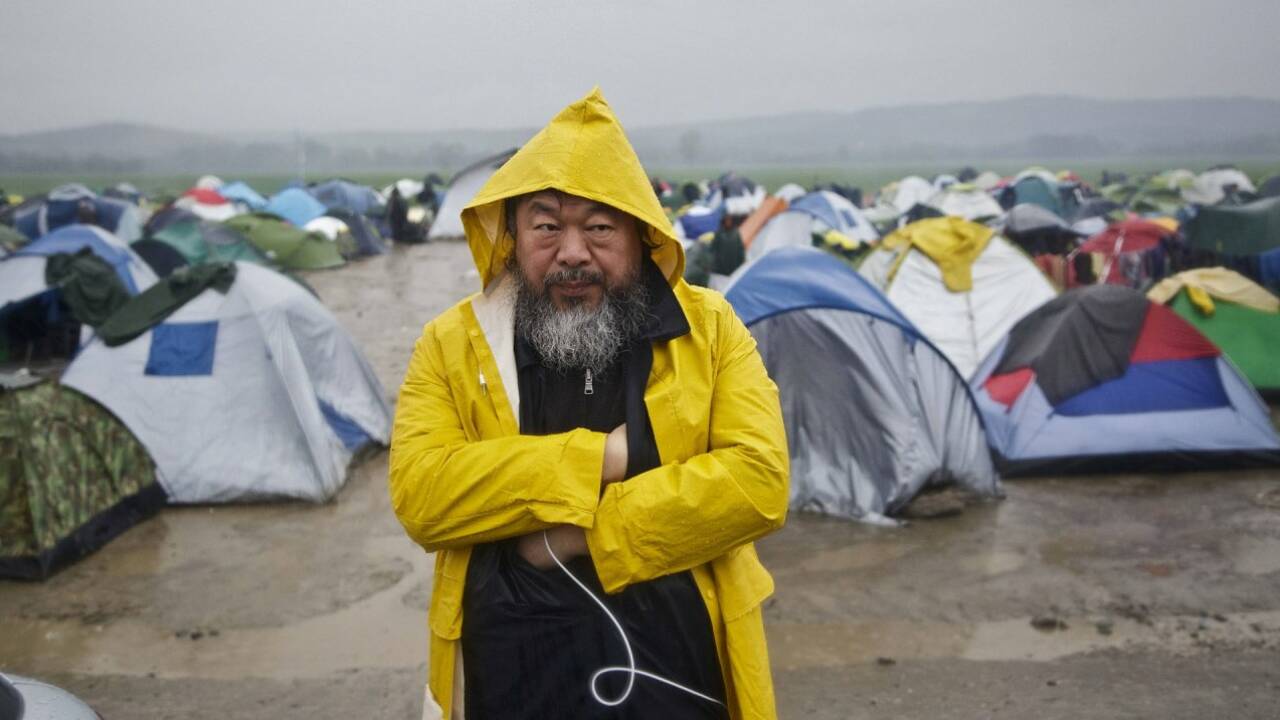 Flüchtlinge: Künstler Ai Weiwei besuchte Lager Idomeni