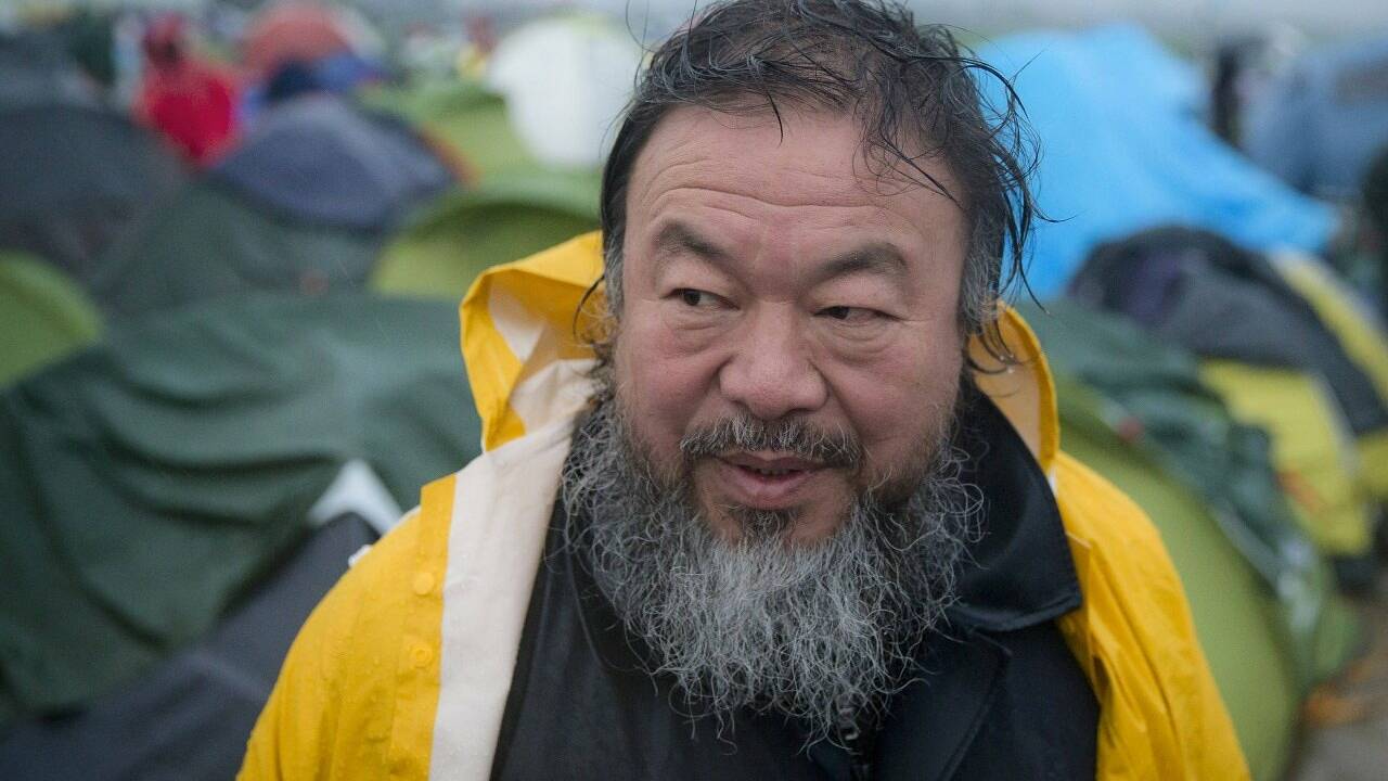 Flüchtlinge: Künstler Ai Weiwei besuchte Lager Idomeni