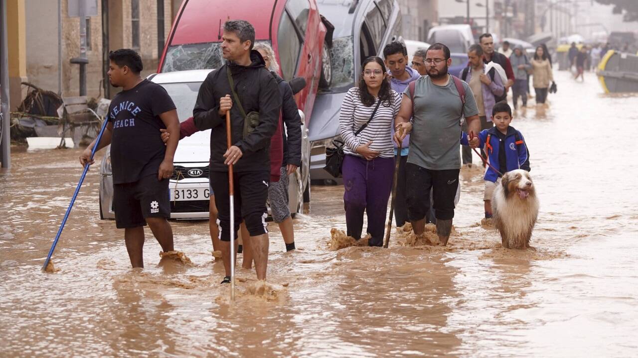 Schwere Überschwemmungen in Valencia 