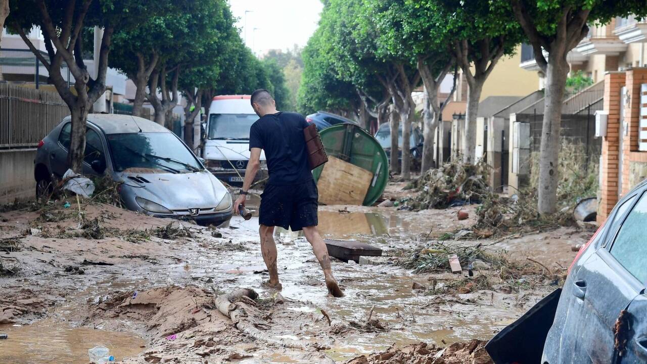 Schwere Überschwemmungen in Valencia 