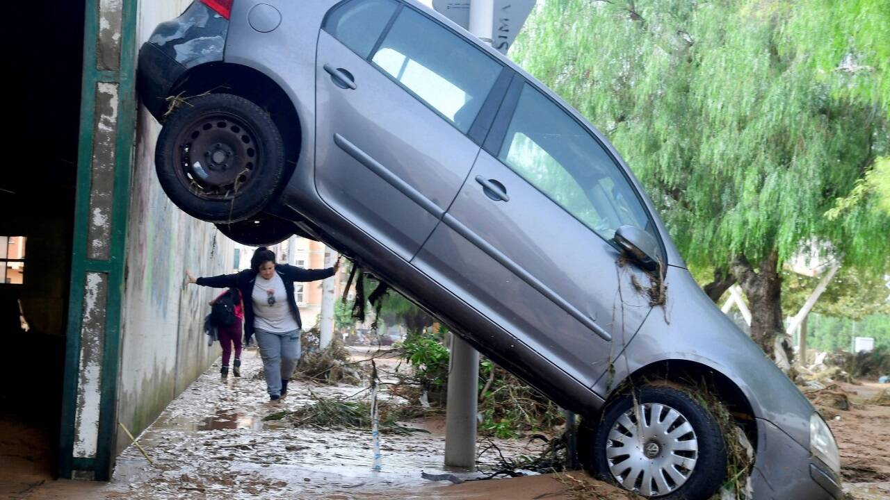 Schwere Überschwemmungen in Valencia 