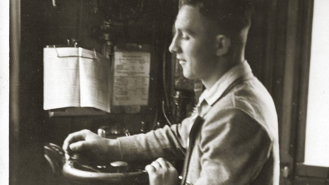 Karl Reinthaler wurde 1942 von der Gestapo verhaftet. Später war er Bürgermeister von Saalfelden. Karl Reinthaler wurde 1942 von der Gestapo verhaftet. Später war er Bürgermeister von Saalfelden.