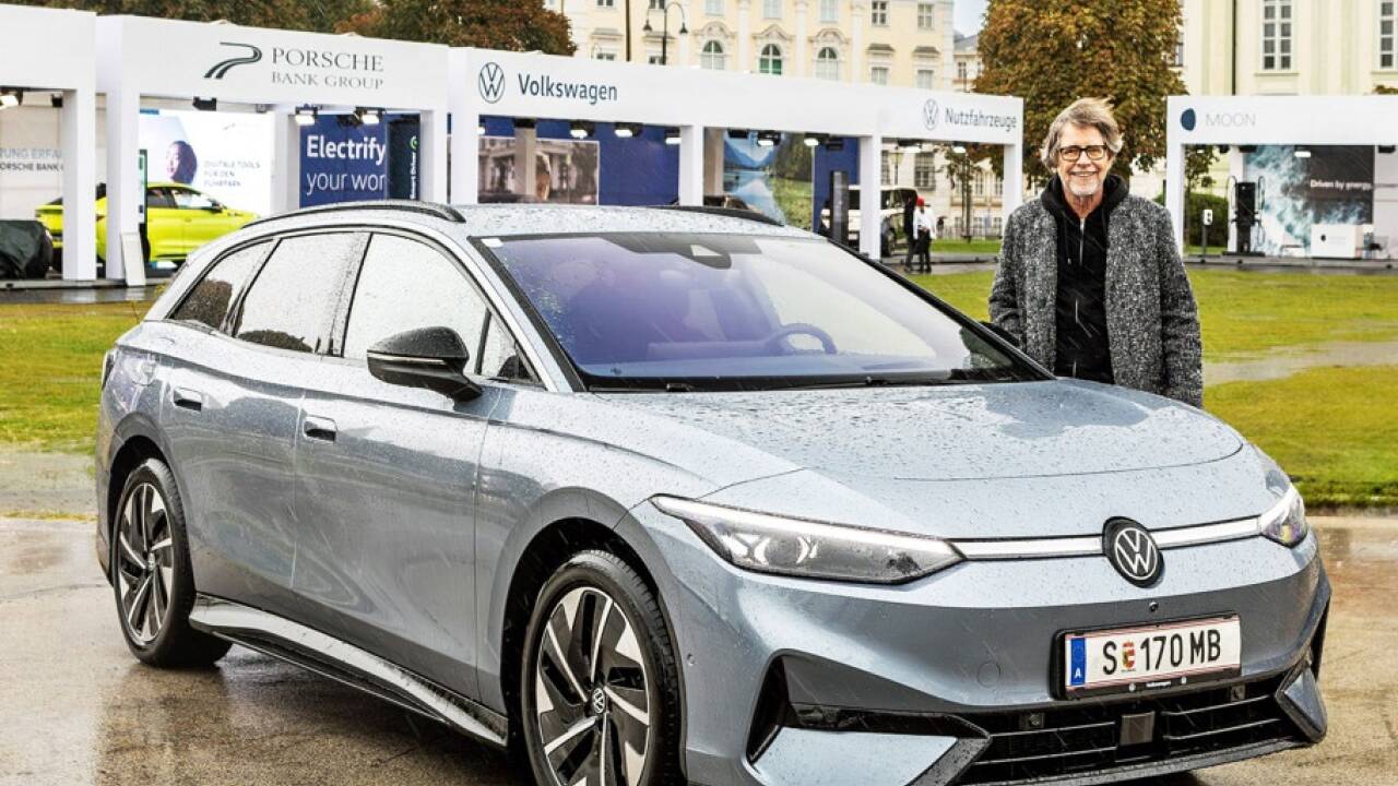 Elektrisch rund um die Adria: Leo Fellinger beim „Zieleinlauf“ bei den Wiener Elektrotagen. 