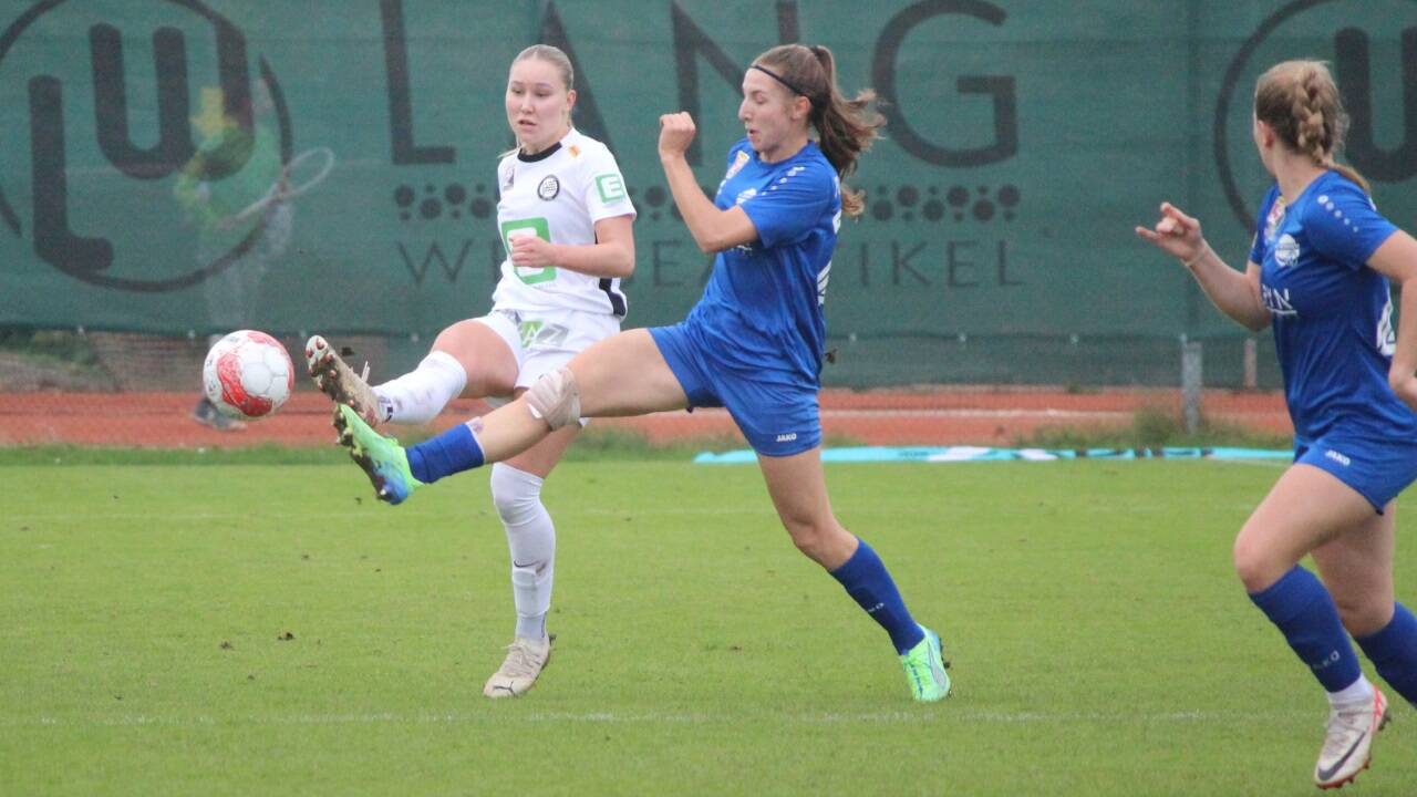 Die Bergheimerinnen (im Bild: Sara Grabovac) treten beim LASK an.   Die Bergheimerinnen (im Bild: Sara Grabovac) treten beim LASK an.