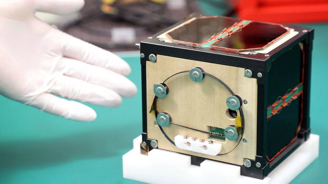 Der Holzsatellit „Lignosat“. 