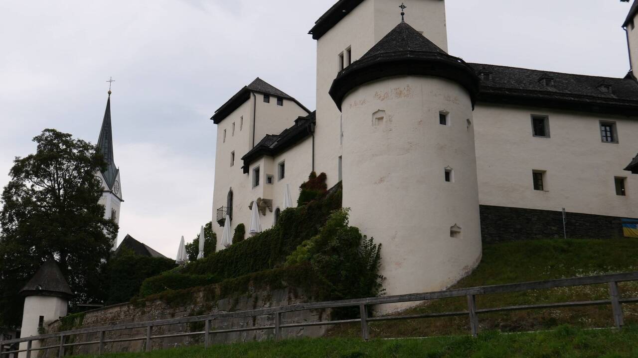 Schloss Goldegg.   Schloss Goldegg.