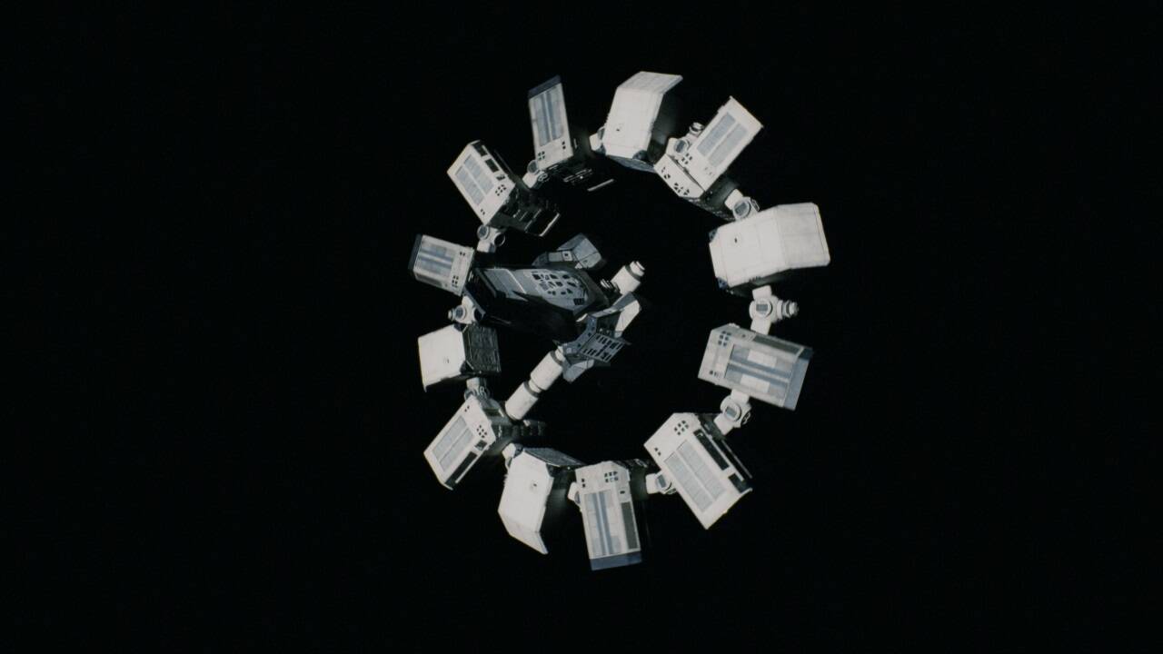 Mit dem Raumschiff „Endurance“ reisen die Wissenschafter zu fernen Planeten. 