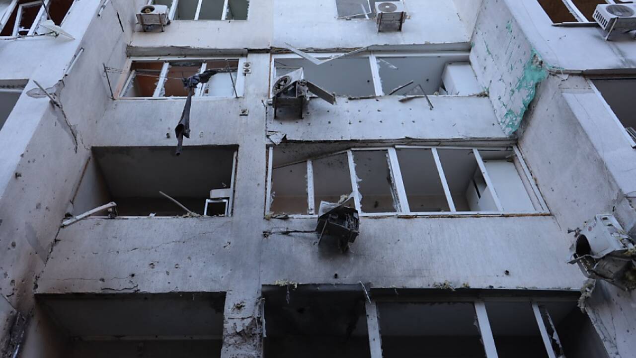 Russland traf Wohnhäuser in Kiew  Russland traf Wohnhäuser in Kiew