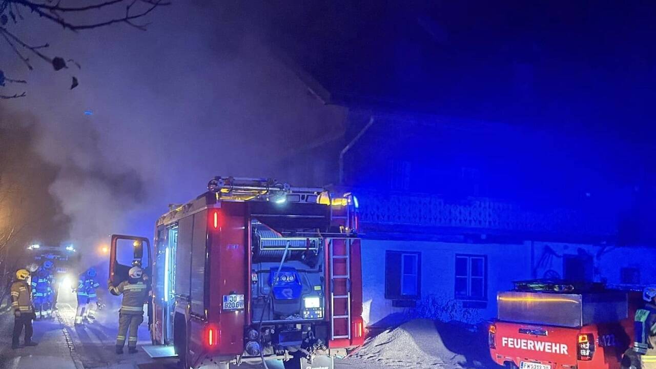 Die Feuerwehren Goldegg und Schwarzach standen im Einsatz. 