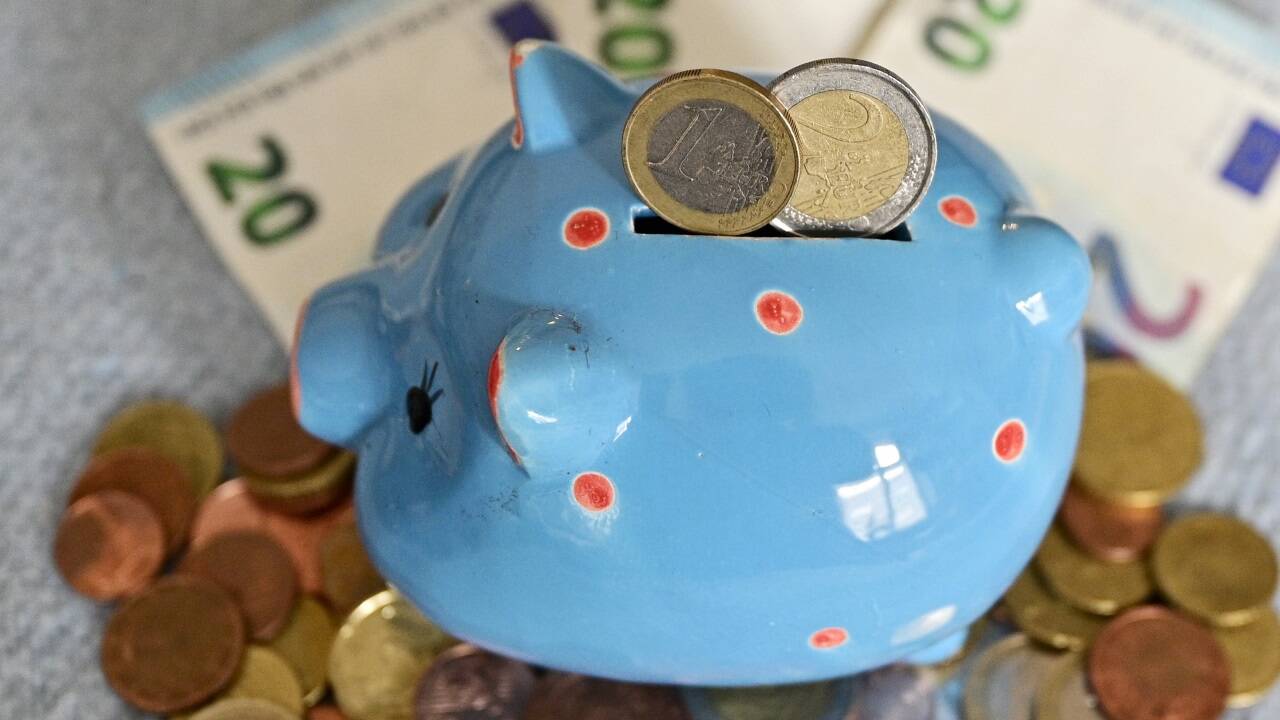 Österreich hat ein Ausgaben- und kein Einnahmenproblem. Seltsam, dass dennoch fortwährend über neue und zusätzliche Steuern nachgedacht wird. Österreich hat ein Ausgaben- und kein Einnahmenproblem. Seltsam, dass dennoch fortwährend über neue und zusätzliche Steuern nachgedacht wird.