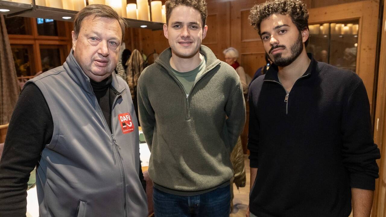 Enttäuschung bei der Initiative Dafür: Gunter Mackinger, Sprecher Leonhard Hartinger und Philip Ramabadran.  