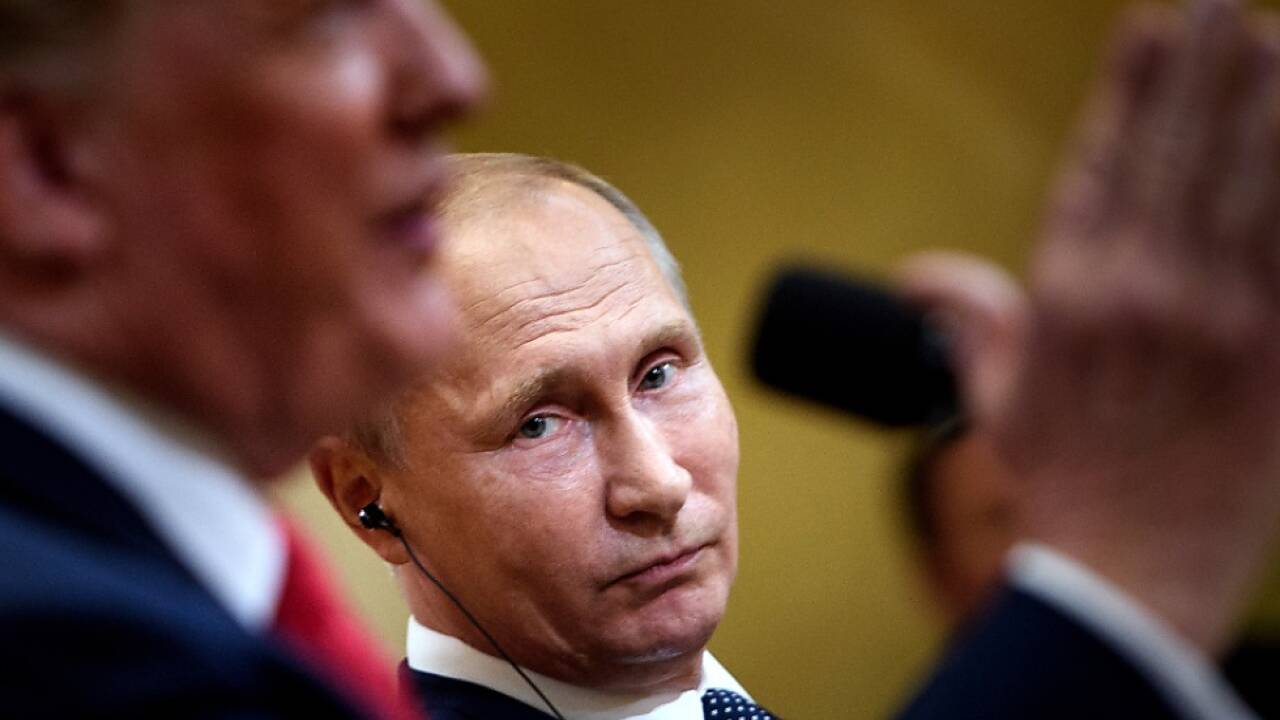 Putin während des Gipfels mit Trump vor sechs Jahren 