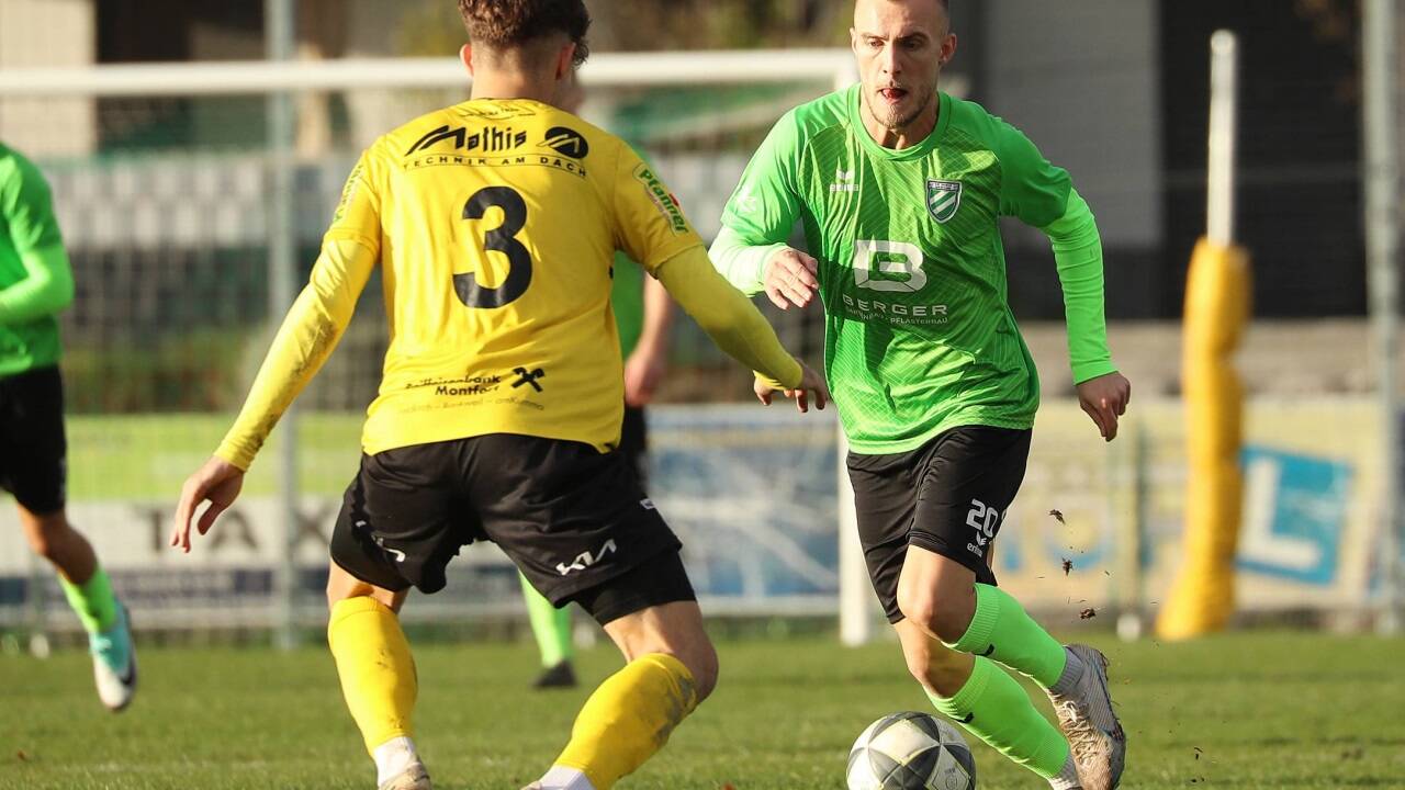 Julian Feiser (rechts) spielte im Herbst für Grünau. 