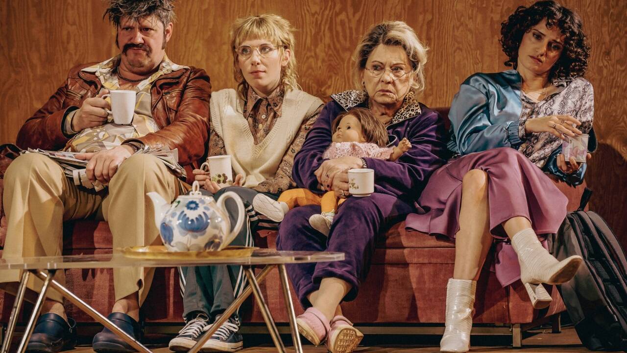 Szene aus „Onkel Wanja“ im Theater in der Josefstadt.   Szene aus „Onkel Wanja“ im Theater in der Josefstadt.